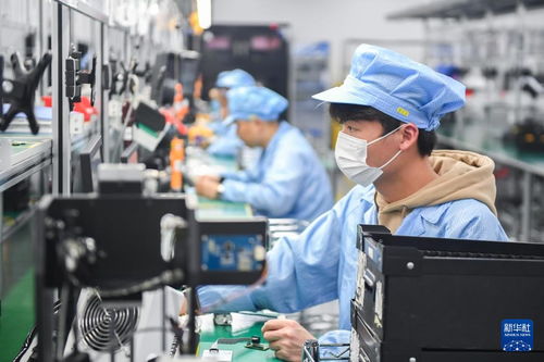 新華全媒 新時(shí)代中國(guó)調(diào)研行之看區(qū)域 中部篇 湖北打造萬(wàn)億級(jí)光電子信息產(chǎn)業(yè)集群